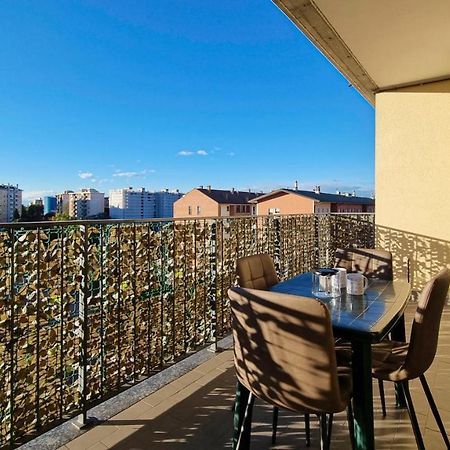 Italianway - Piazza Alboreto 72, Роццано Экстерьер фото